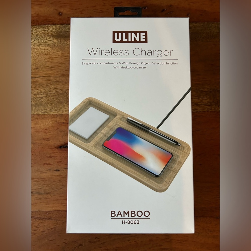 ULINE Wireless Charger (Bamboo)